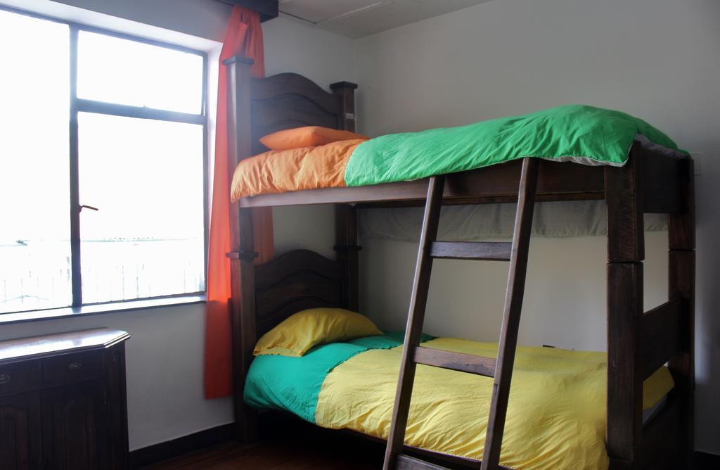Hostal La Pinta Bogotá Exteriör bild